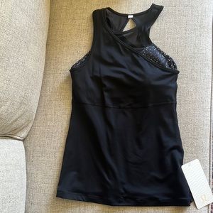 Lululemon size 8 tank top